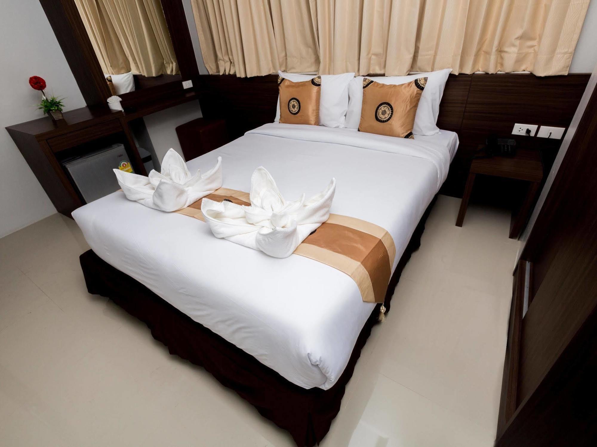 Euro Luxury Pavillion Pratunam Bangkok Extérieur photo