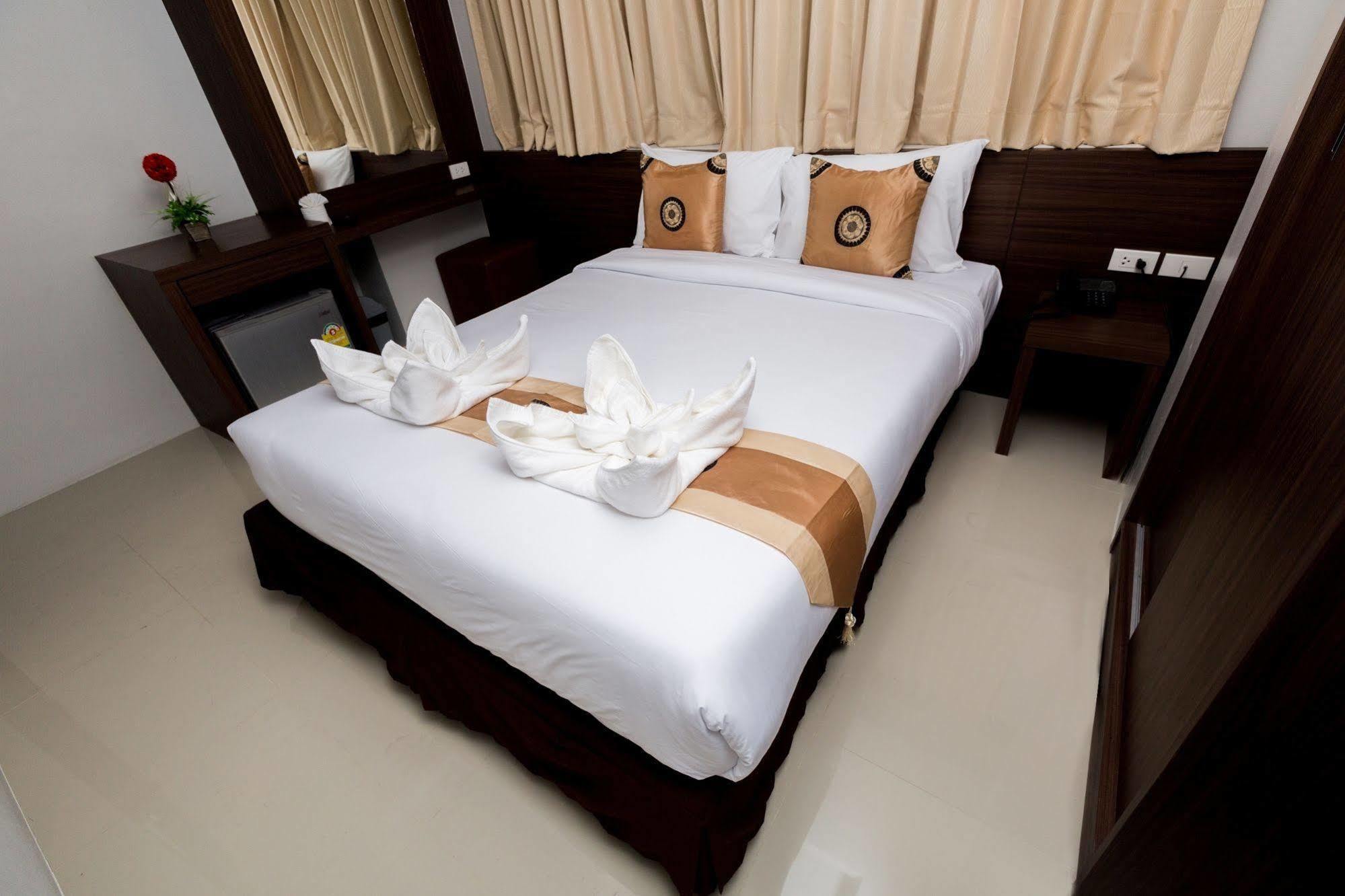 Euro Luxury Pavillion Pratunam Bangkok Extérieur photo